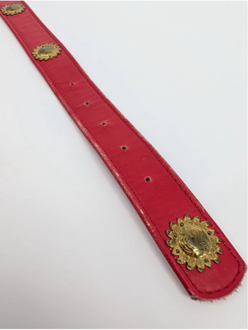 Vintage Red Gold Lion Medallion Studded Belt 90 Statement Baroque 29.5-33.5
